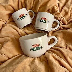 F•R•I•E•N•D•S The Television Series coffee/tea mug pair & large cappuccino mug